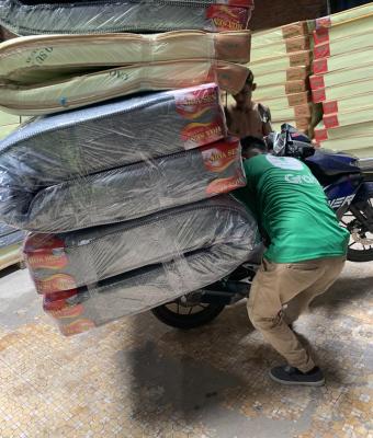 shipper lấy h&agrave;ng tại xưởng giao kh&aacute;ch